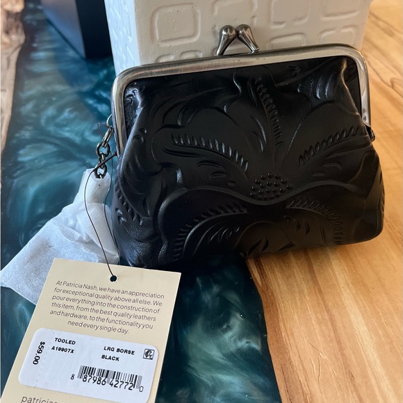 Patricia Nash Black Tooled Leather Framed Coin Purse - Picture 4 of 8